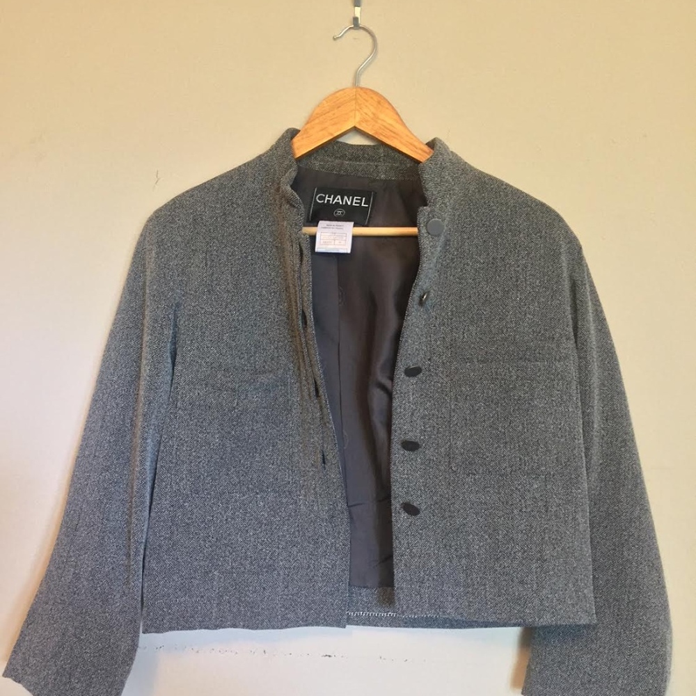 Chanel jacket - Picture 3 of 5